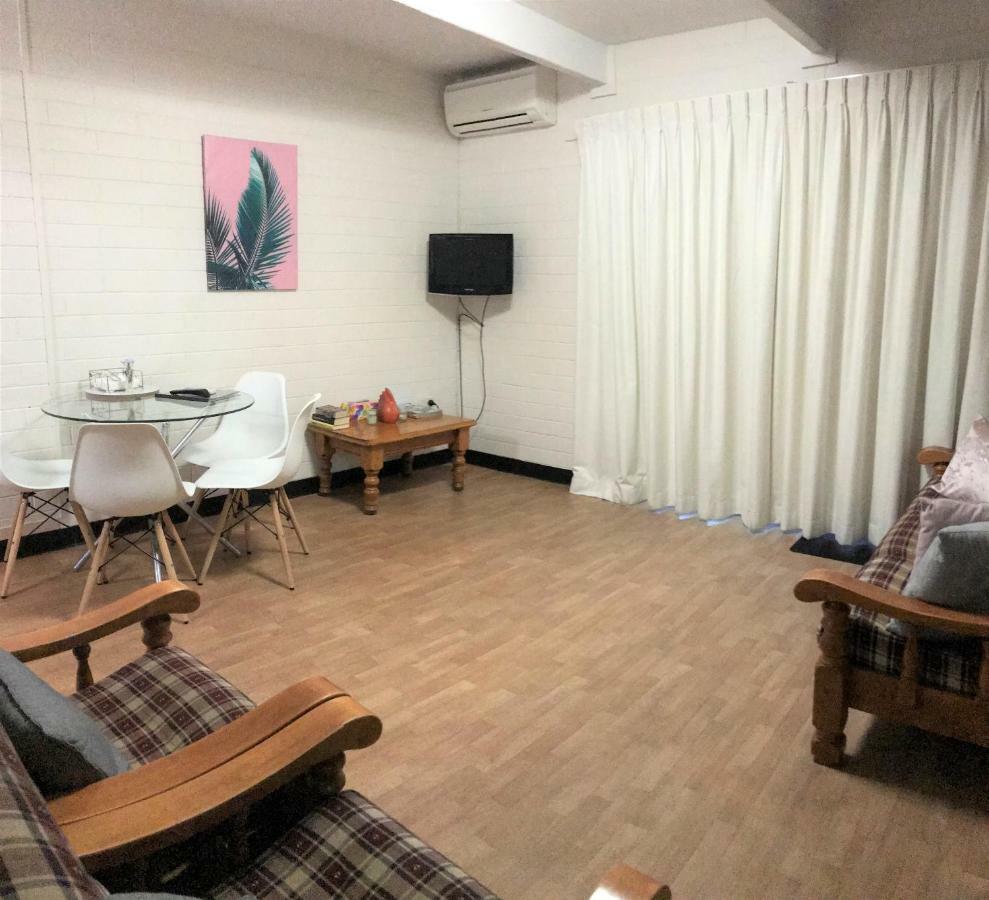 Kon Tiki Apartmentsベイトマンズ・ベイ エクステリア 写真